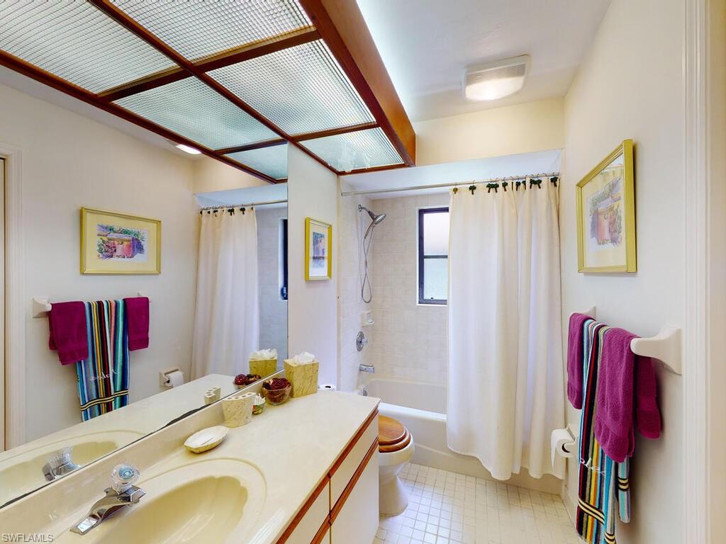 PORT OF THE ISLANDS - Residential