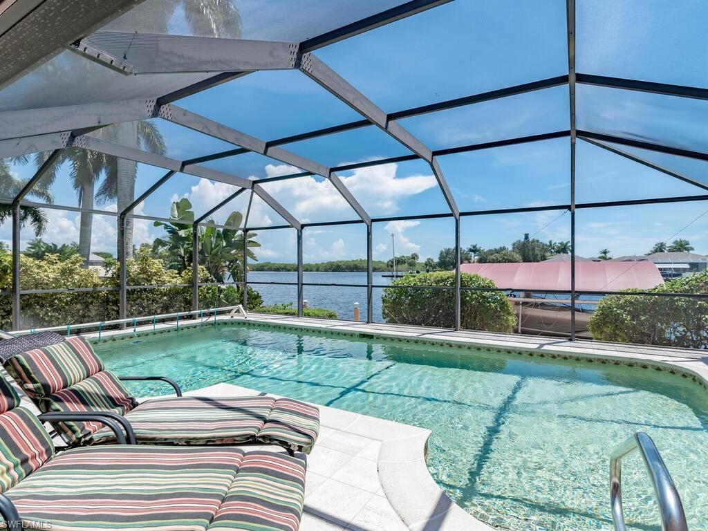 PORT OF THE ISLANDS - Residential