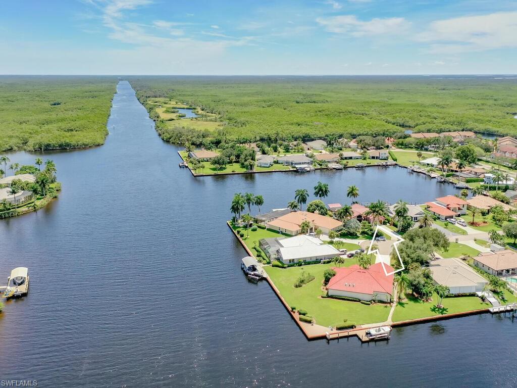 PORT OF THE ISLANDS - Residential