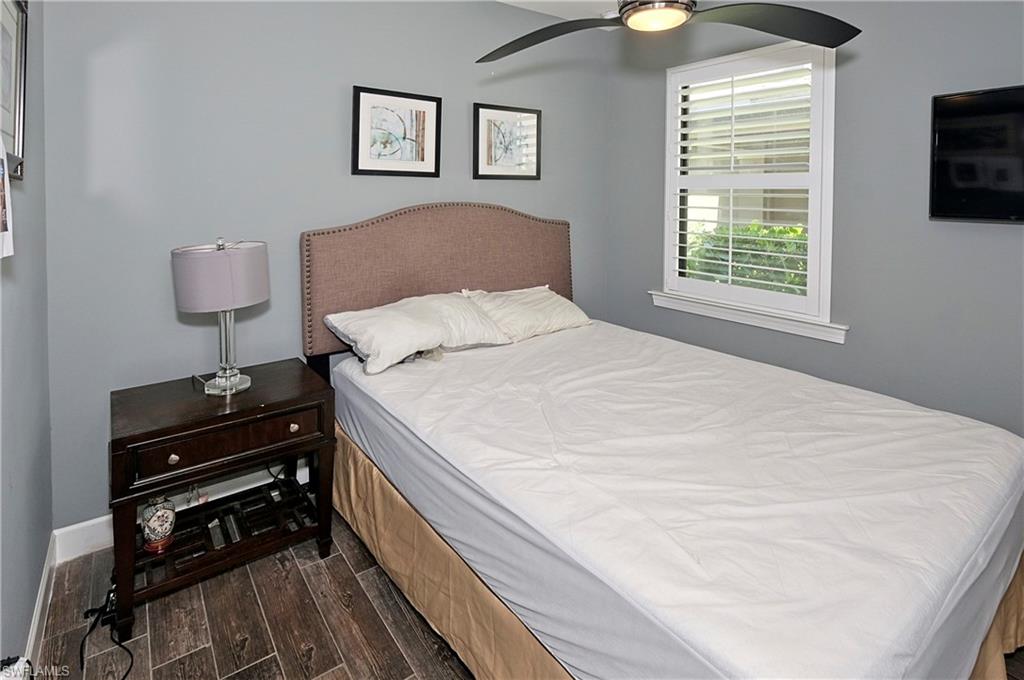 CORKSCREW SHORES - Residential