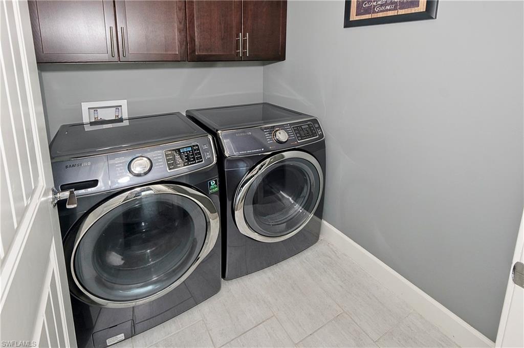 CORKSCREW SHORES - Residential