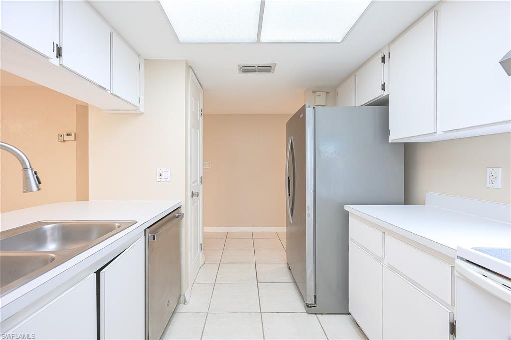 NAPLES TRACE - Residential Lease