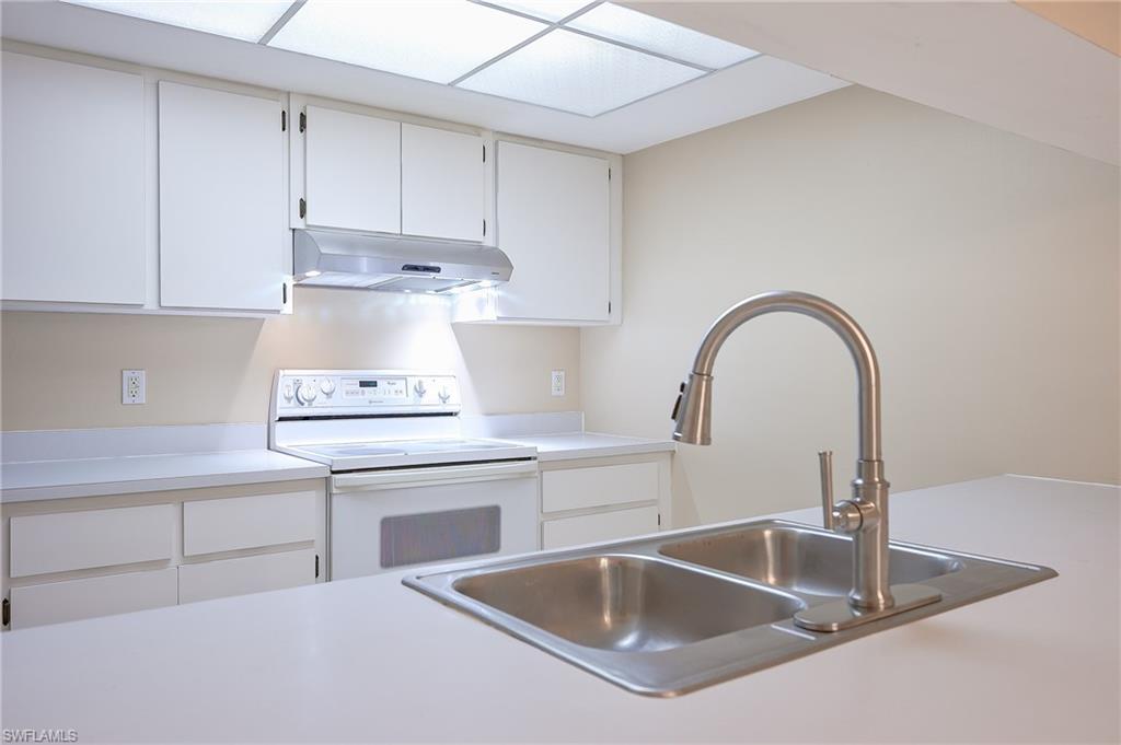 NAPLES TRACE - Residential Lease