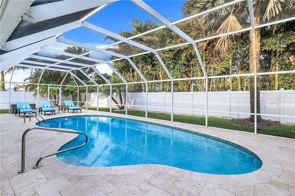 PARK SHORE - Residential