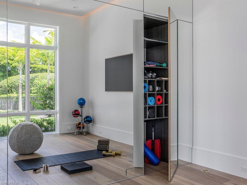 QUAIL WEST - Residential