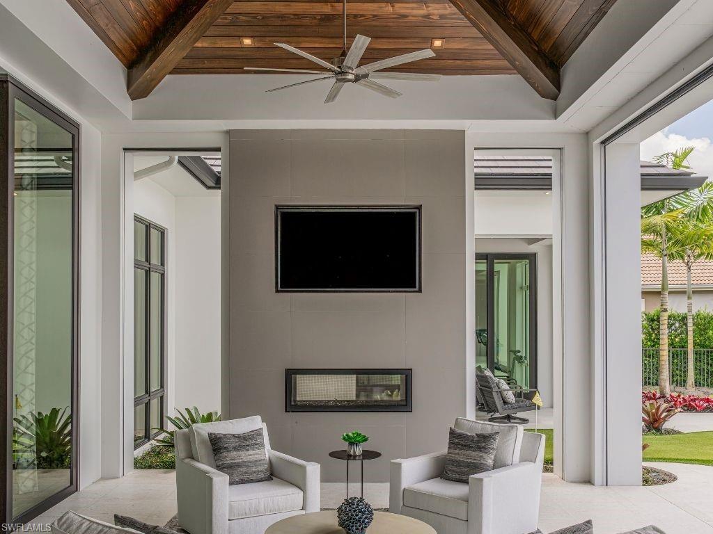 QUAIL WEST - Residential