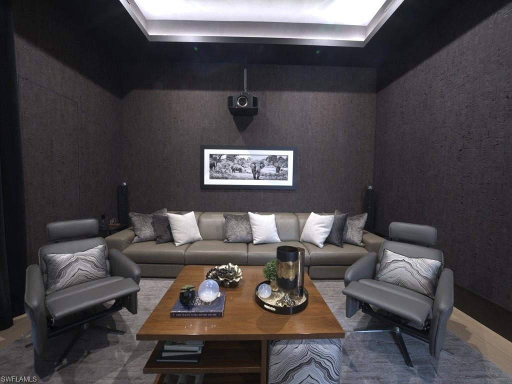 QUAIL WEST - Residential