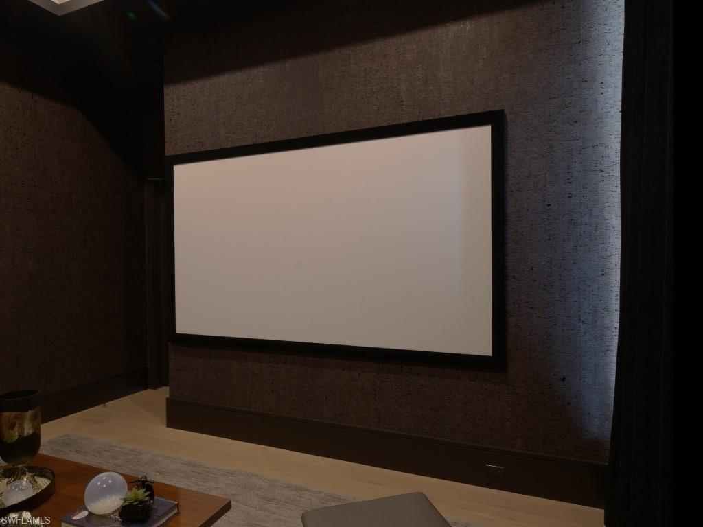 QUAIL WEST - Residential