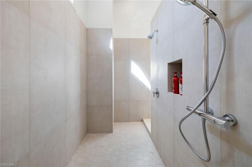 GREY OAKS - Residential