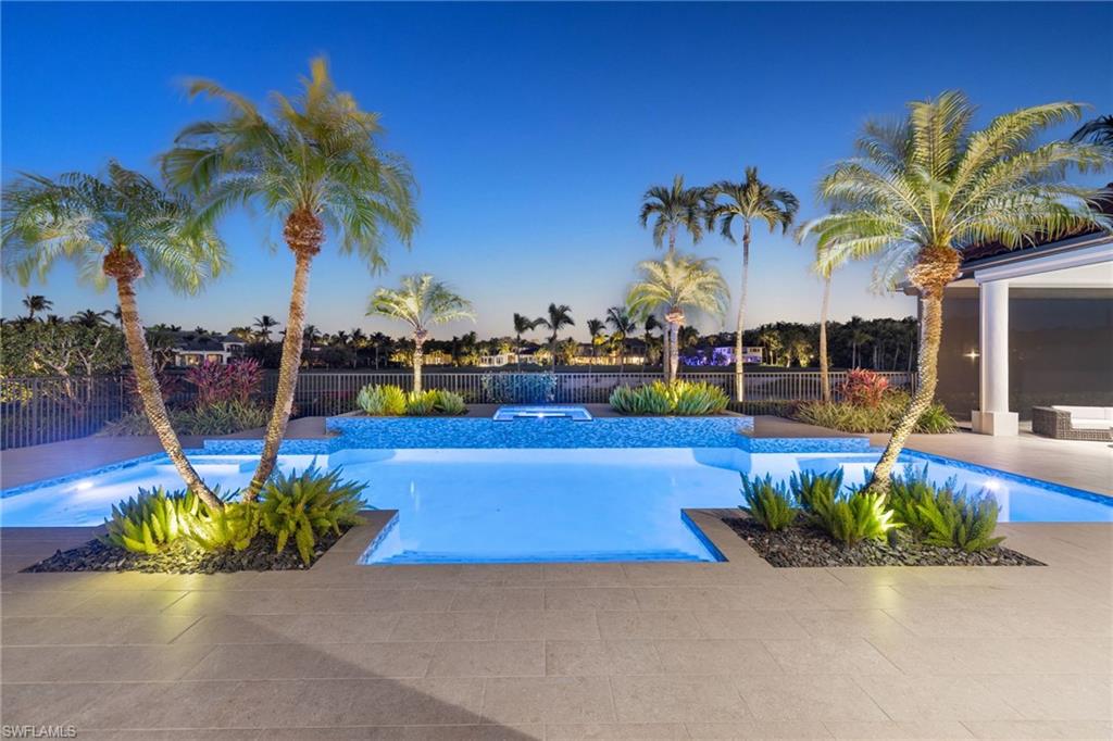 GREY OAKS - Residential