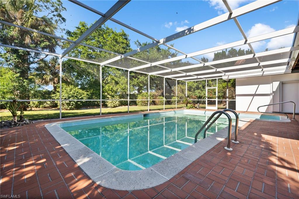 PALM RIVER ESTATES - Residential