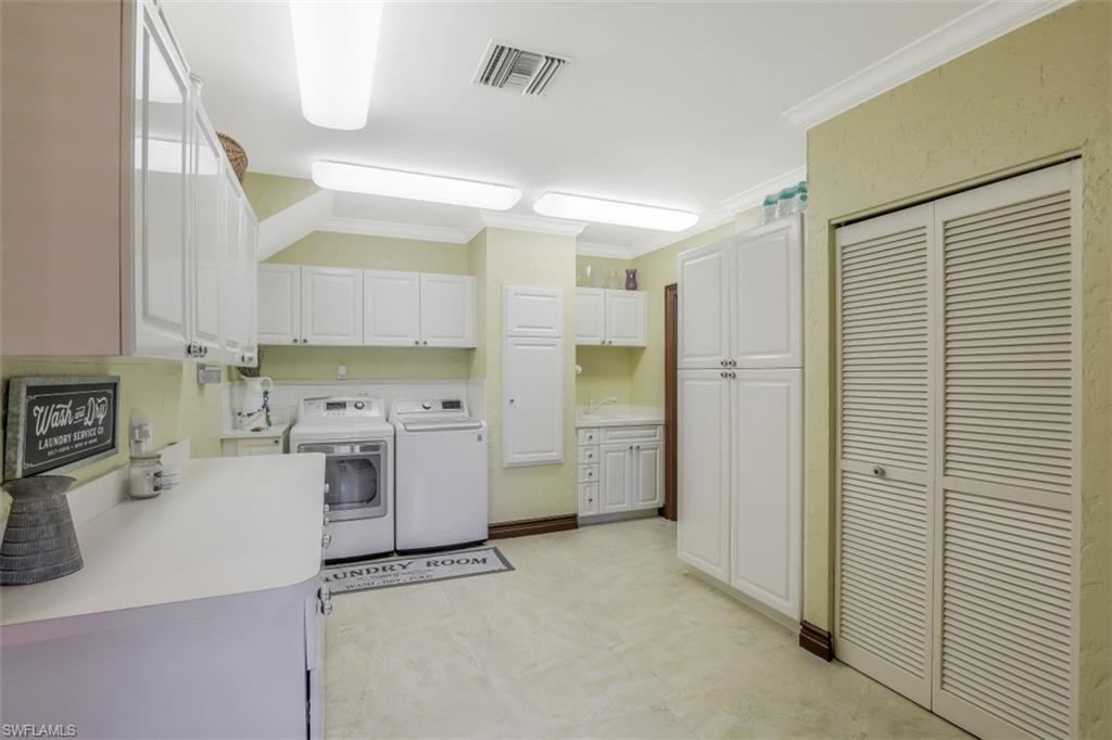 MARCO BEACH - Residential