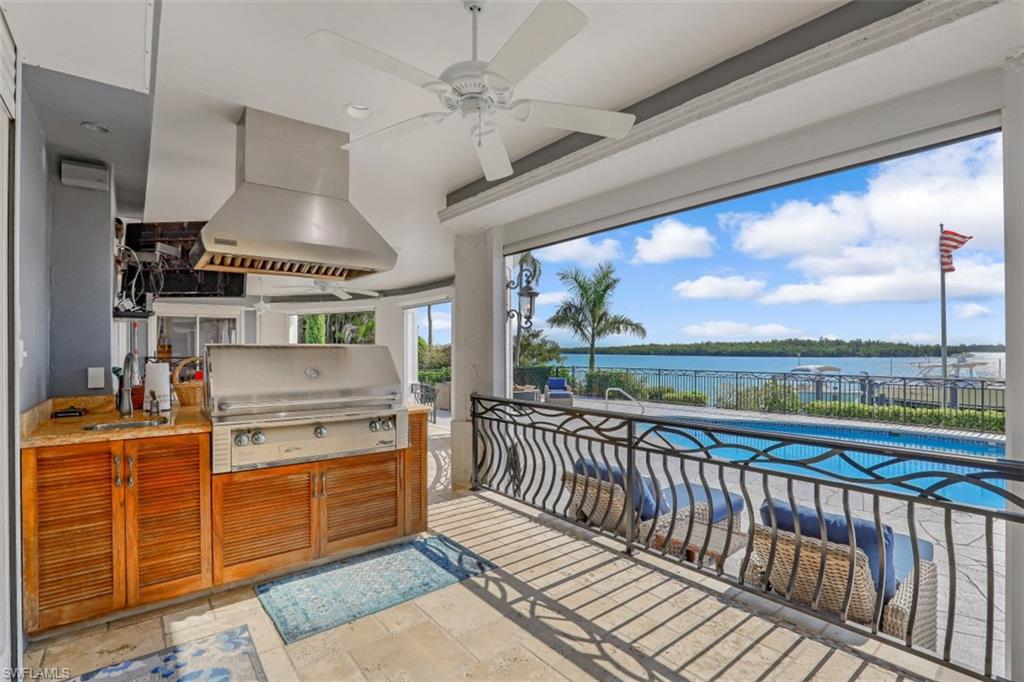 MARCO BEACH - Residential