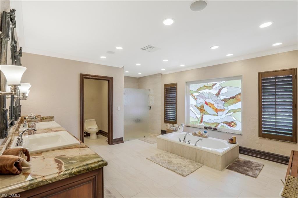 MARCO BEACH - Residential