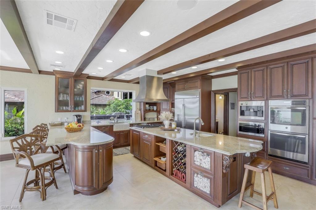 MARCO BEACH - Residential