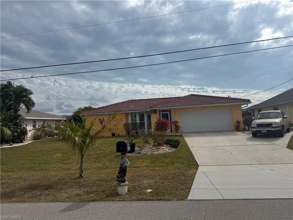 CAPE CORAL - Residential