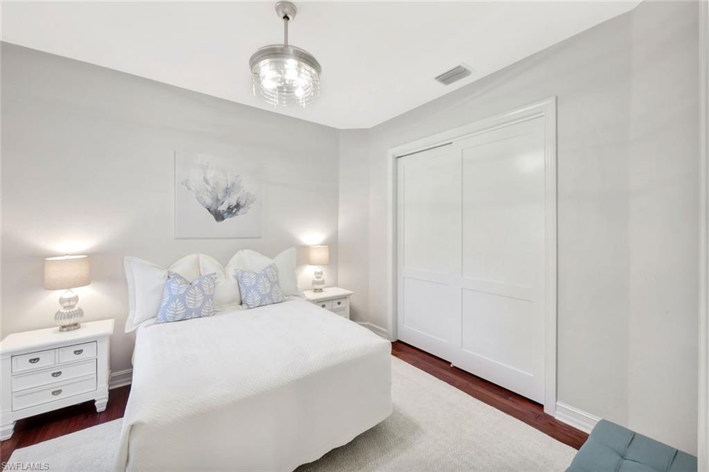 WATERSIDE - Residential