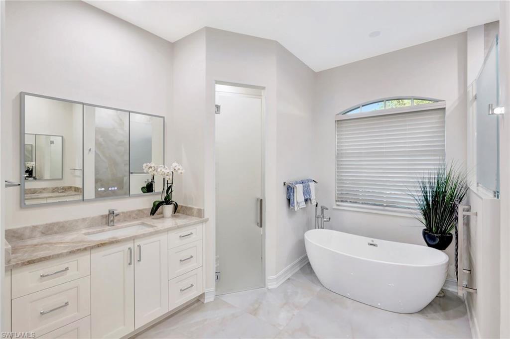 WATERSIDE - Residential