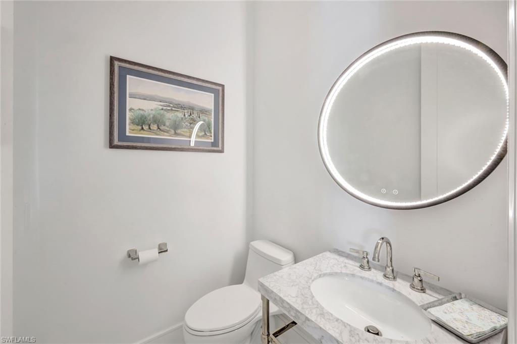 WATERSIDE - Residential