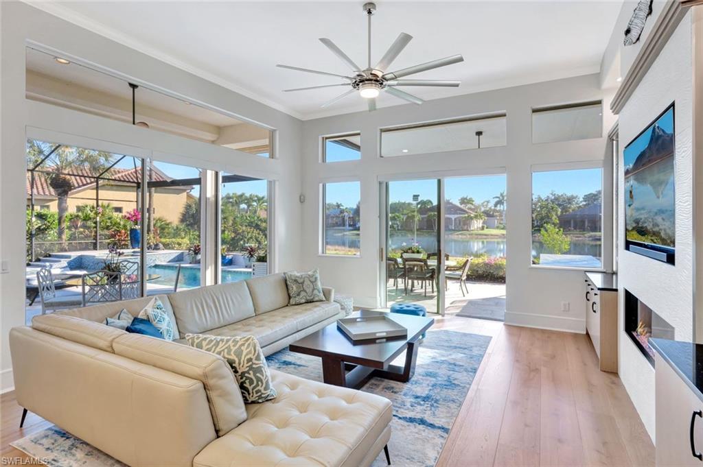 WATERSIDE - Residential