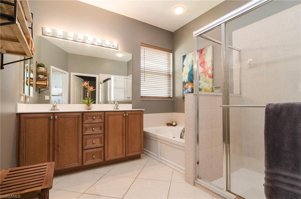 INDIGO LAKES - Residential