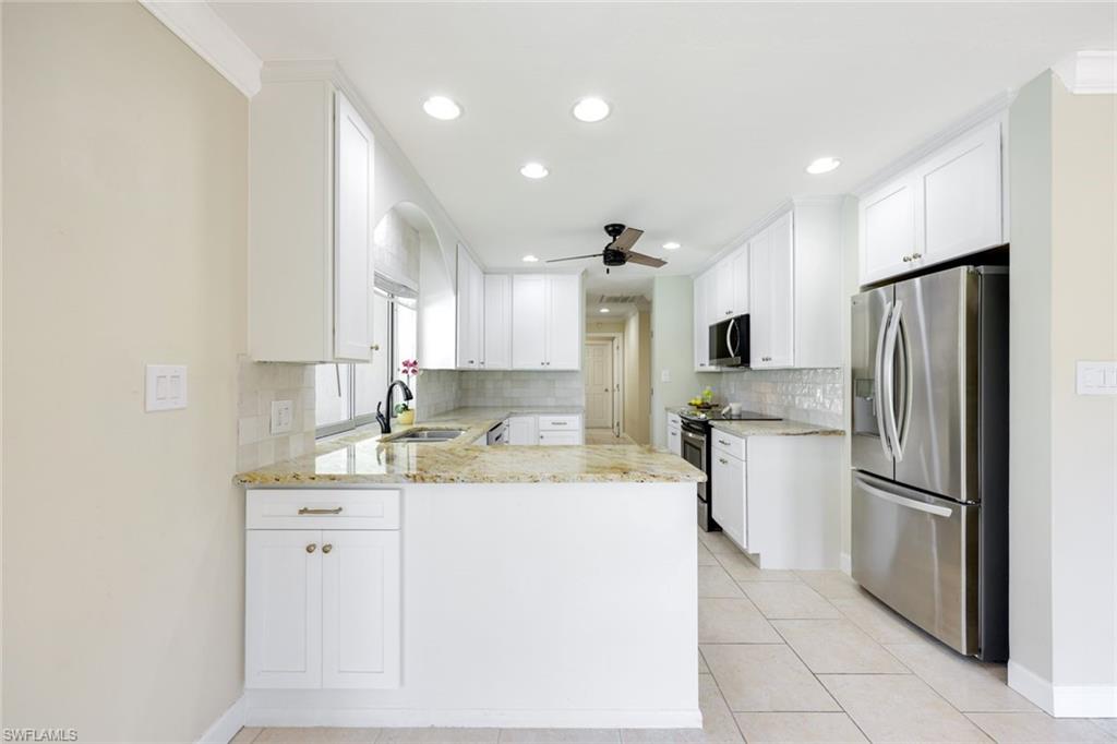 LELY CC PINEHURST ESTATES - Residential
