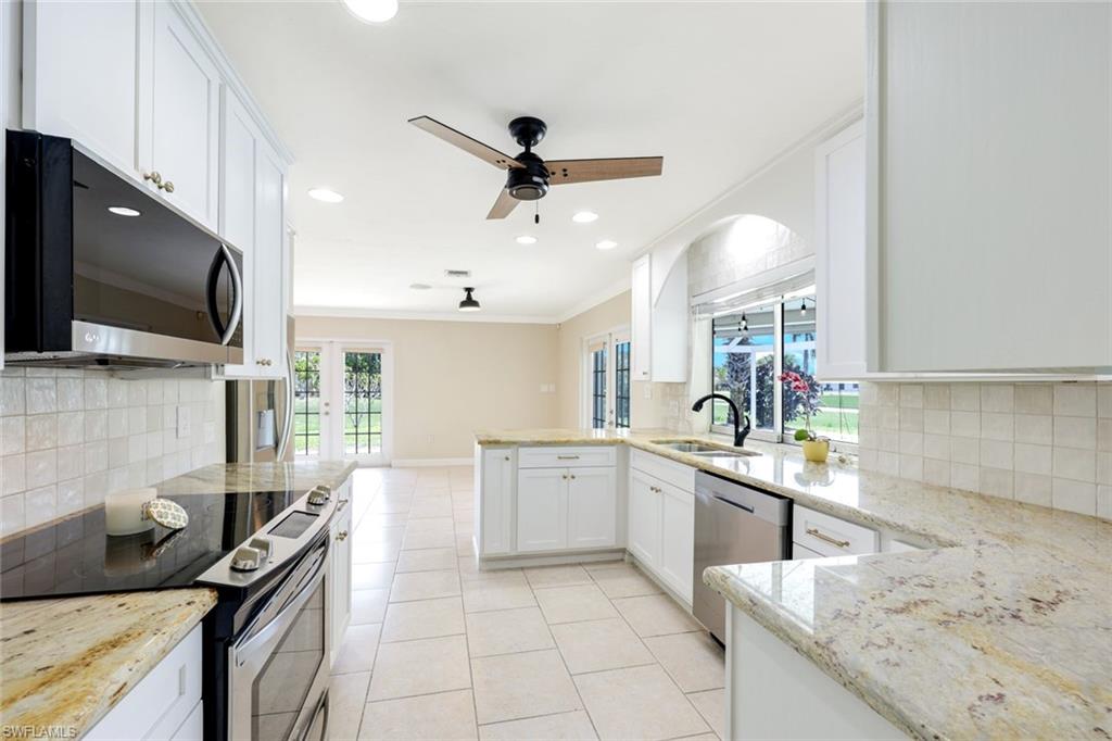 LELY CC PINEHURST ESTATES - Residential