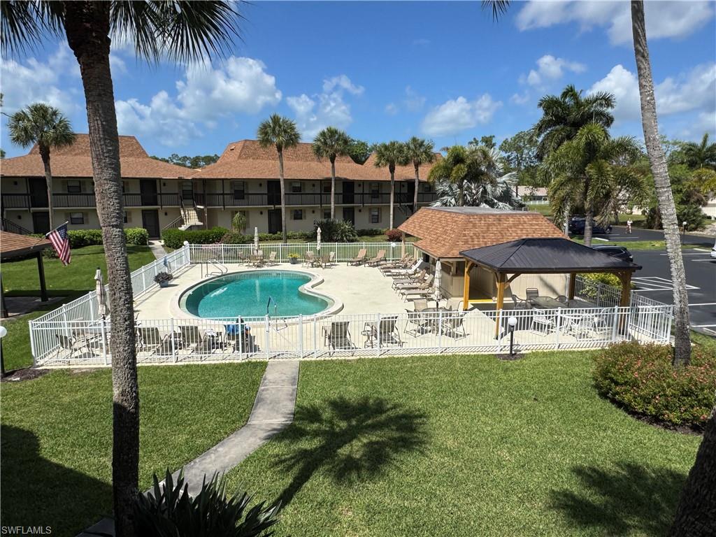 FAIRWAY PINES CONDO - Residential