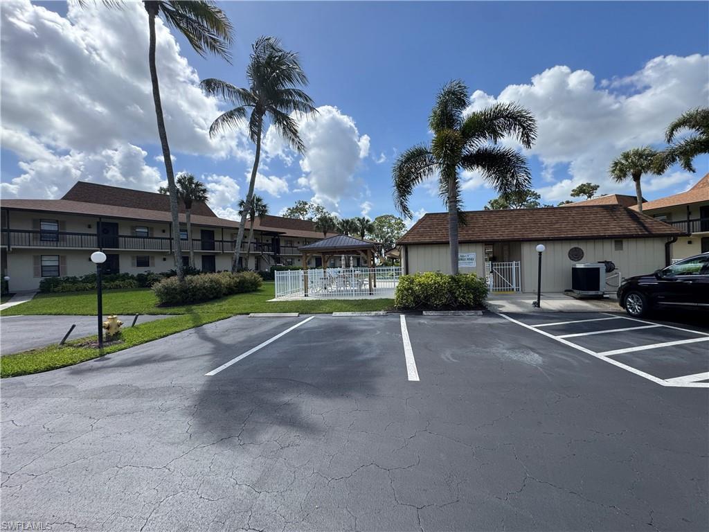 FAIRWAY PINES CONDO - Residential