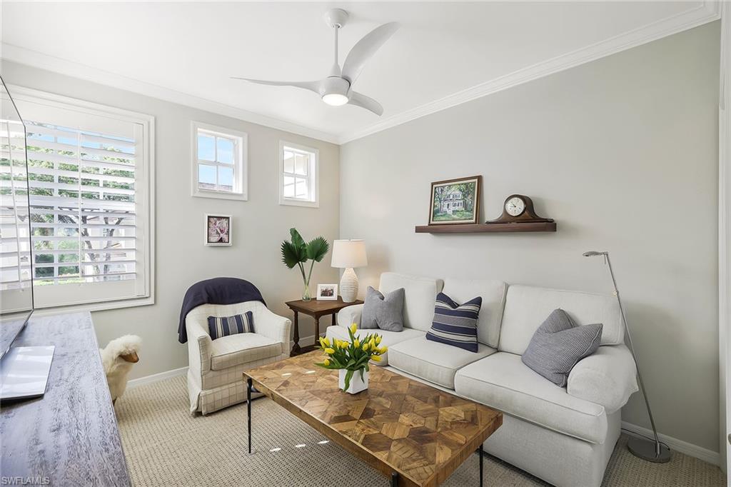 CYPRESS ISLAND - Residential