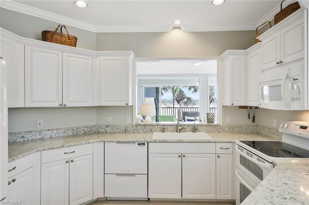 CYPRESS ISLAND - Residential