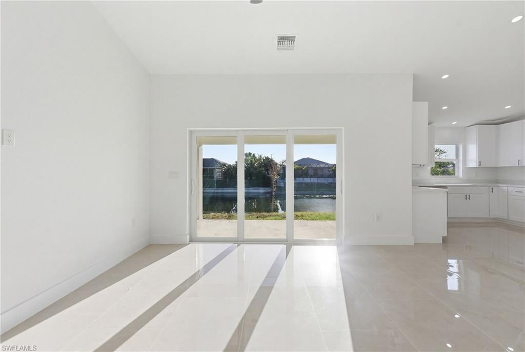 CAPE CORAL - Residential Lease