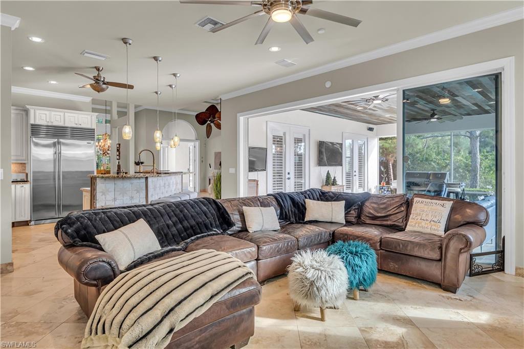 SAN CARLOS ESTATES - Residential