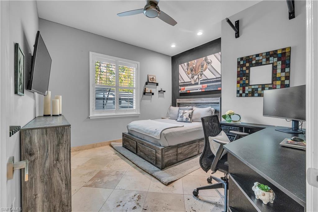 SAN CARLOS ESTATES - Residential