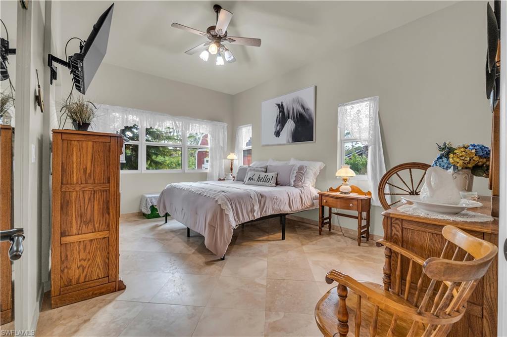 SAN CARLOS ESTATES - Residential