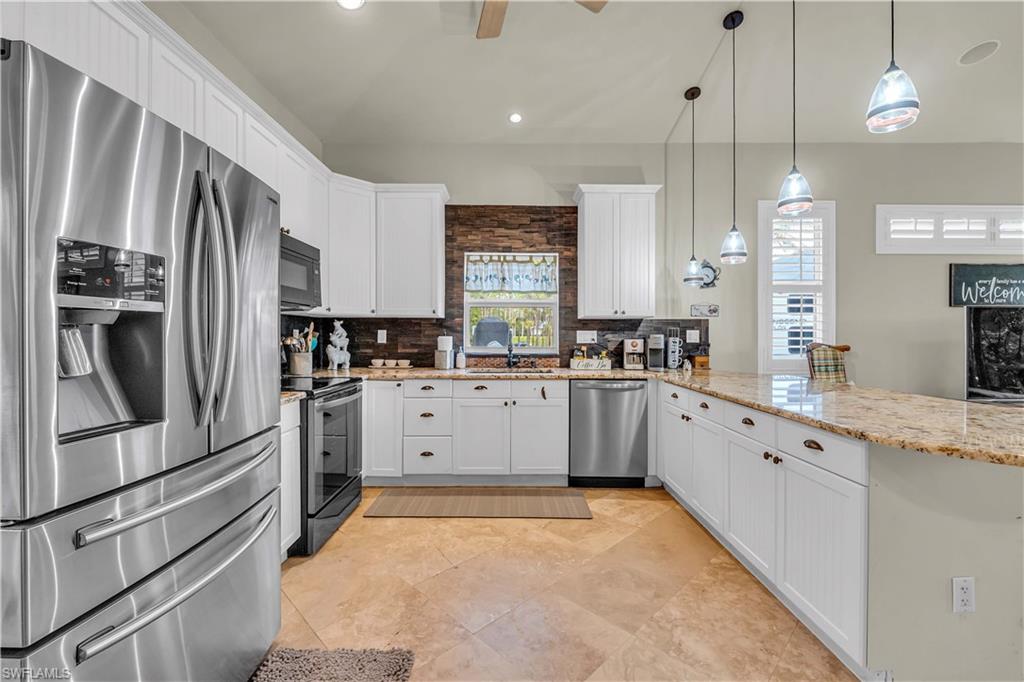 SAN CARLOS ESTATES - Residential