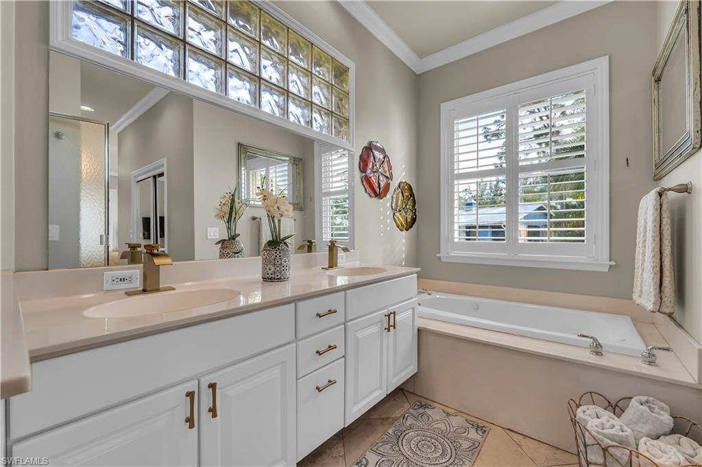 SAN CARLOS ESTATES - Residential