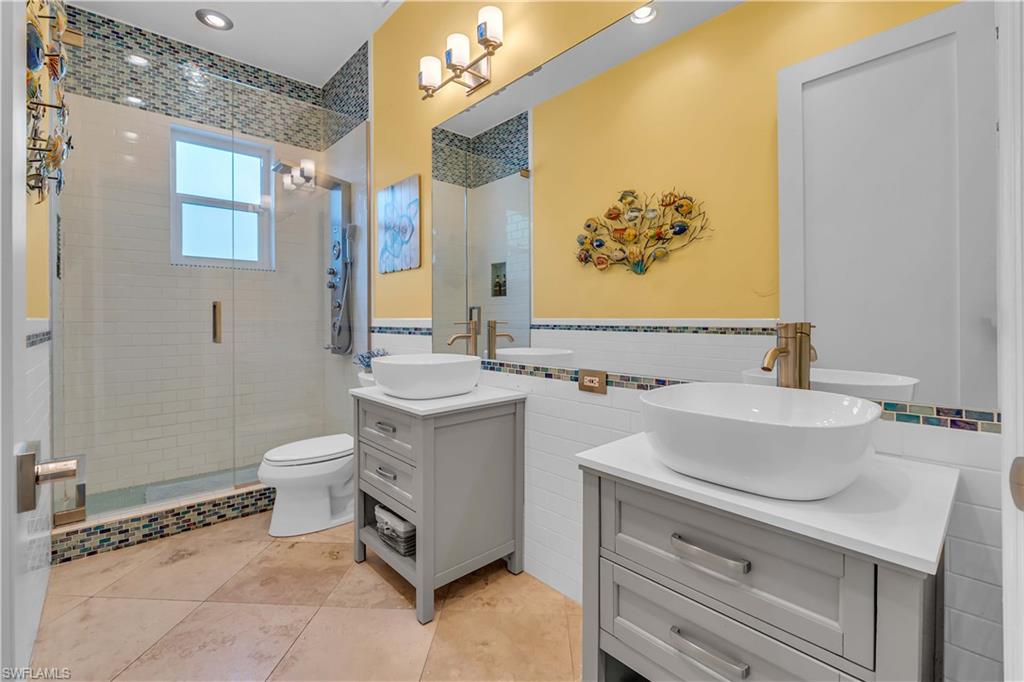 SAN CARLOS ESTATES - Residential