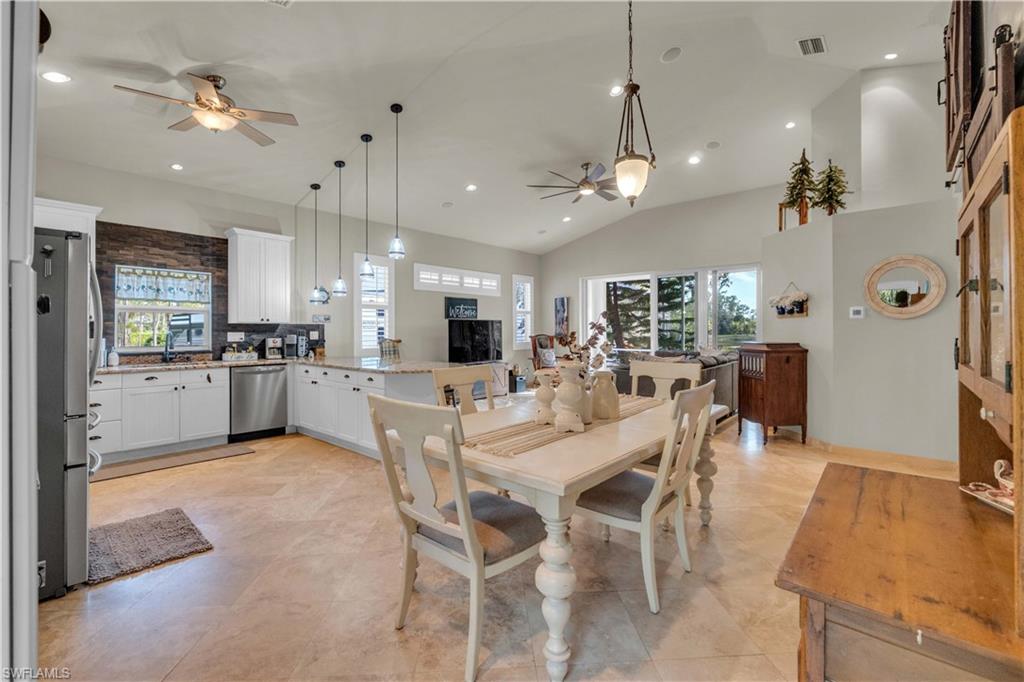 SAN CARLOS ESTATES - Residential