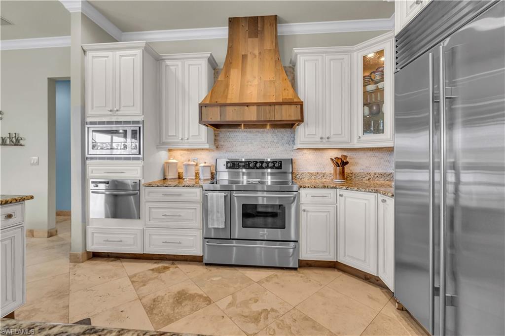 SAN CARLOS ESTATES - Residential