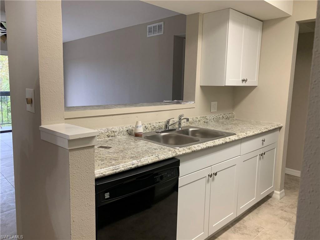 VILLAGE CREEK - Residential
