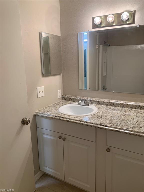 VILLAGE CREEK - Residential