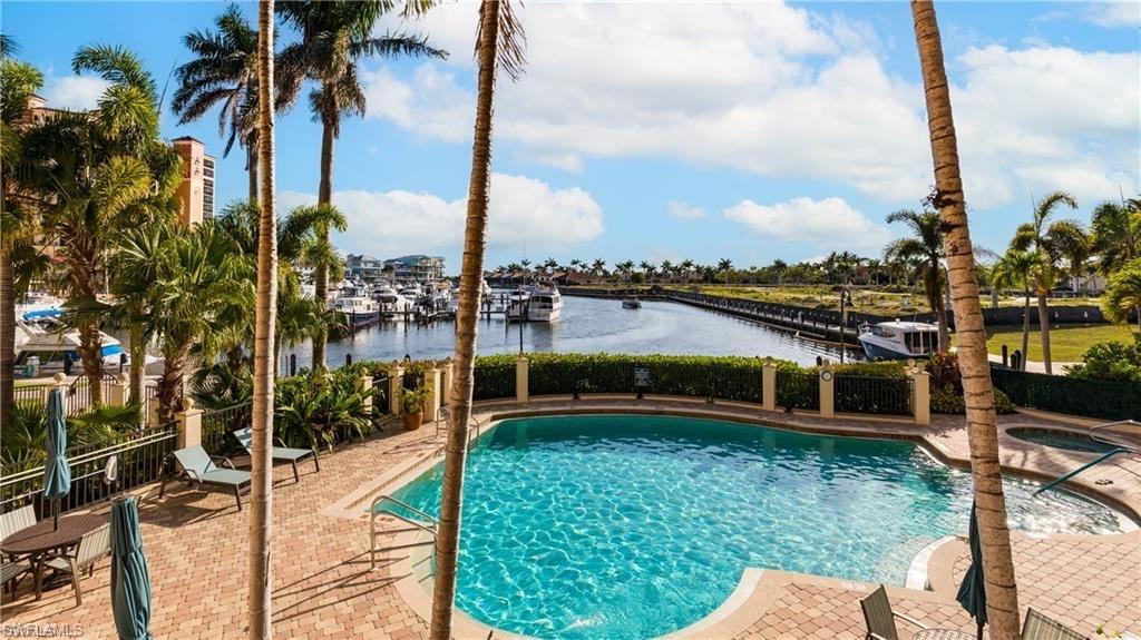 CAPE HARBOUR - Residential