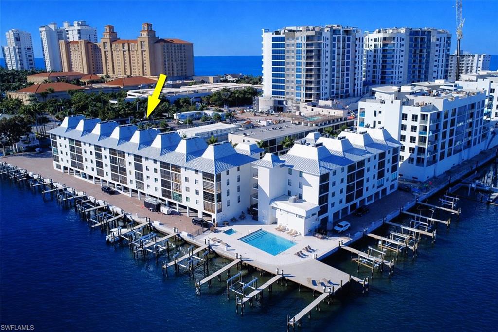 BAREFOOT PELICAN - Residential