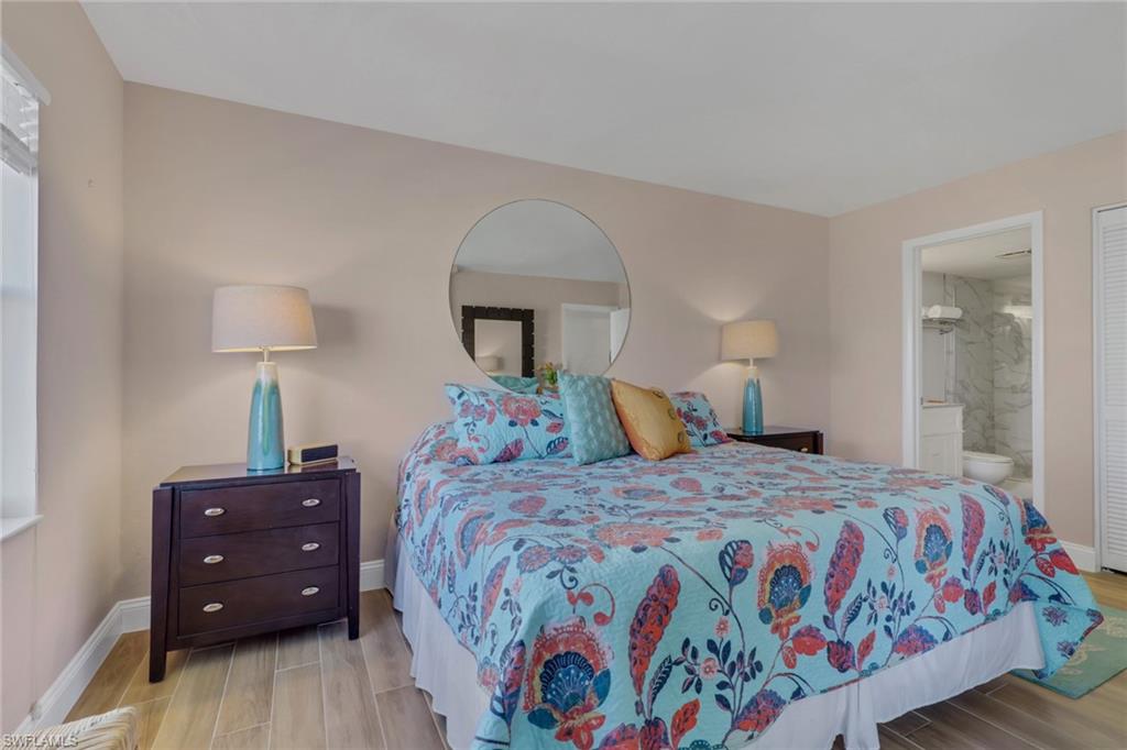 BAREFOOT PELICAN - Residential