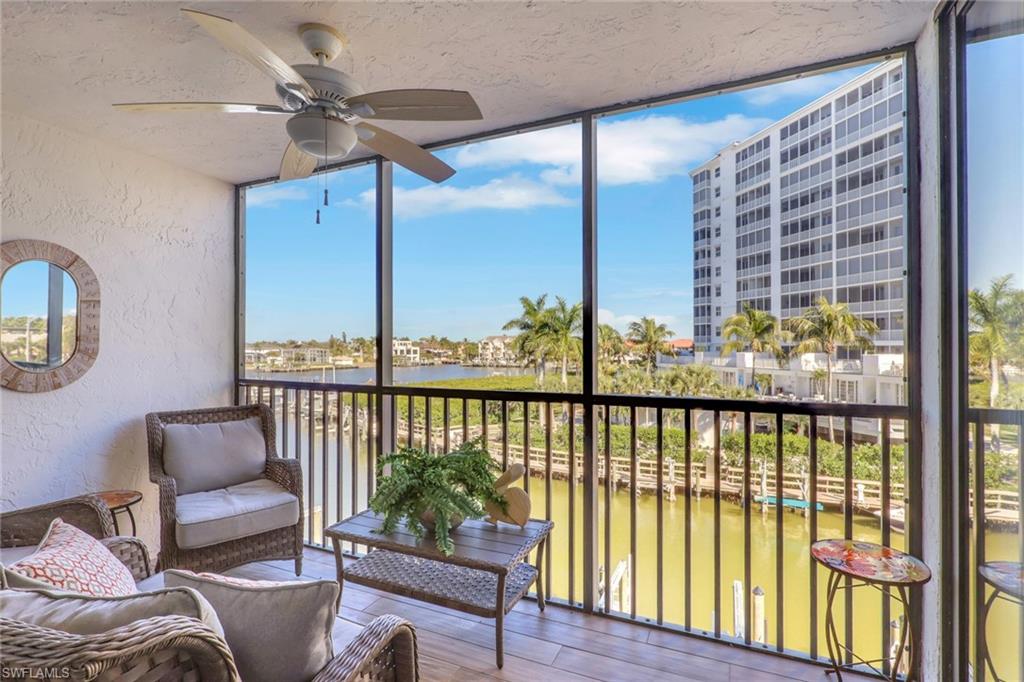 BAREFOOT PELICAN - Residential