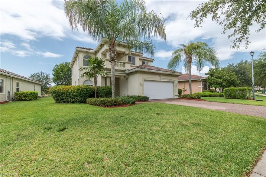 Built on an oversized lot enjoy this 4 bedroom 2 1/2 bathroom 2 story home in Valencia Golf and Country Club. Only one owner that has taken good care of this home over the years. Plenty of room for a pool or just watch the ducks from your screened in patio. Large bedrooms with ample closet space in all the bedrooms. New AC installed in Jan 2017. Enjoy all the amenities in the community including golf and large recreational club house. Close to great schools and a new shopping center Valencia Lakes Golf and Country Club is a great place to raise your family.