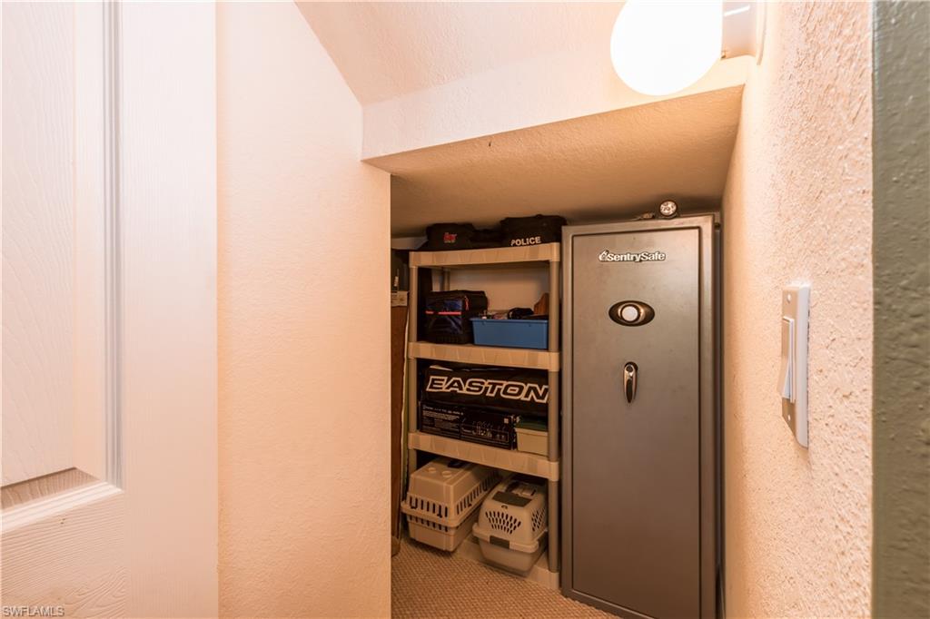 VALENCIA COUNTRY CLUB - Residential