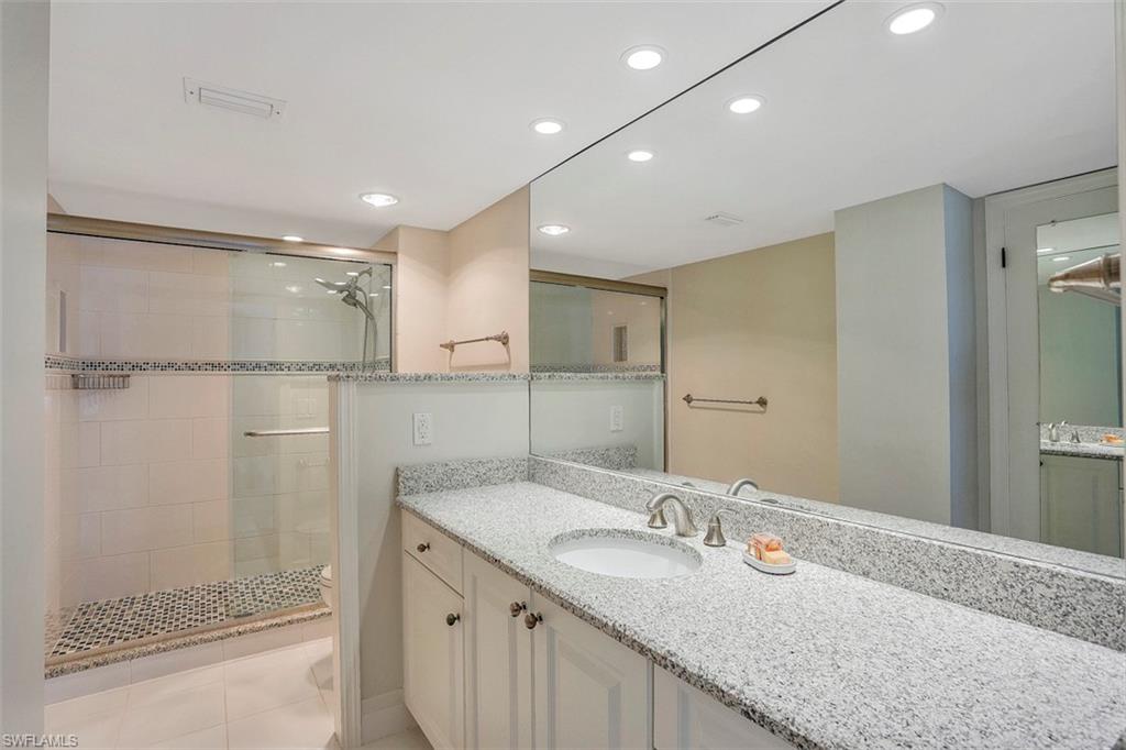 BOULEVARD CLUB - Residential