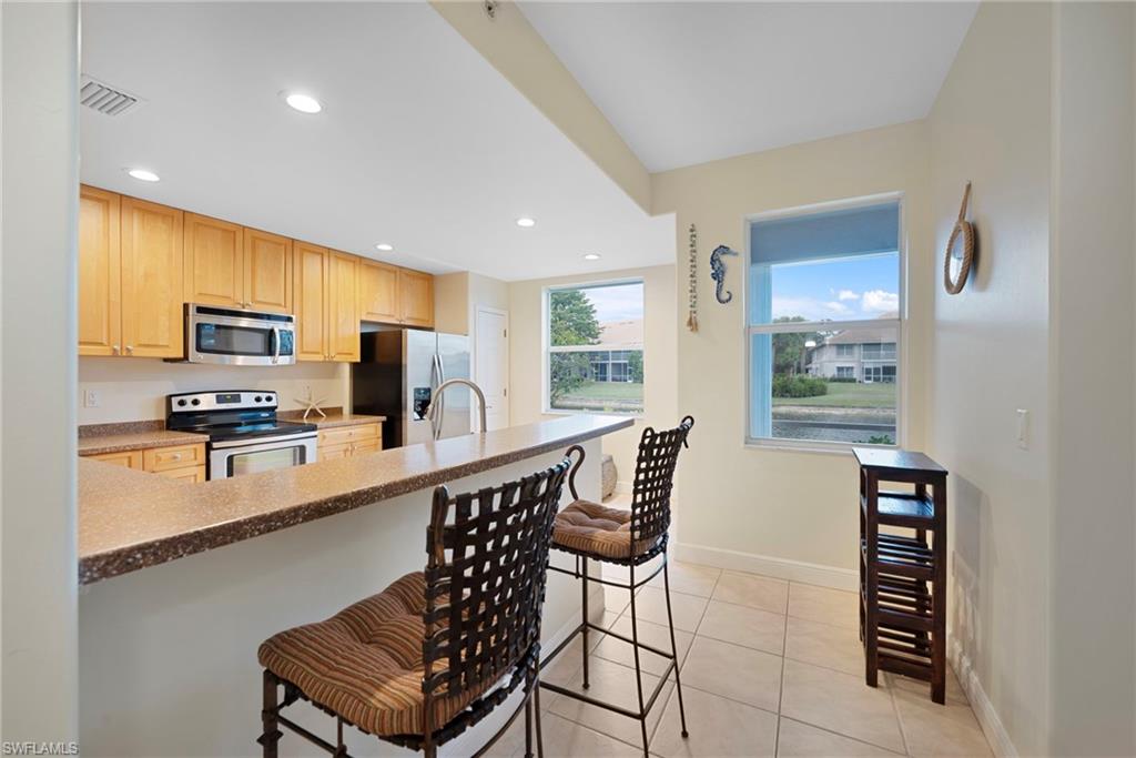 MANORS OF REGAL LAKE - Residential